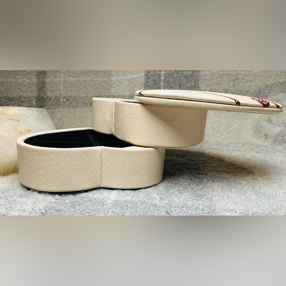 Authentic Pandora Heart Shaped Pink Leather Jewelry Box - Picture 11 of 11